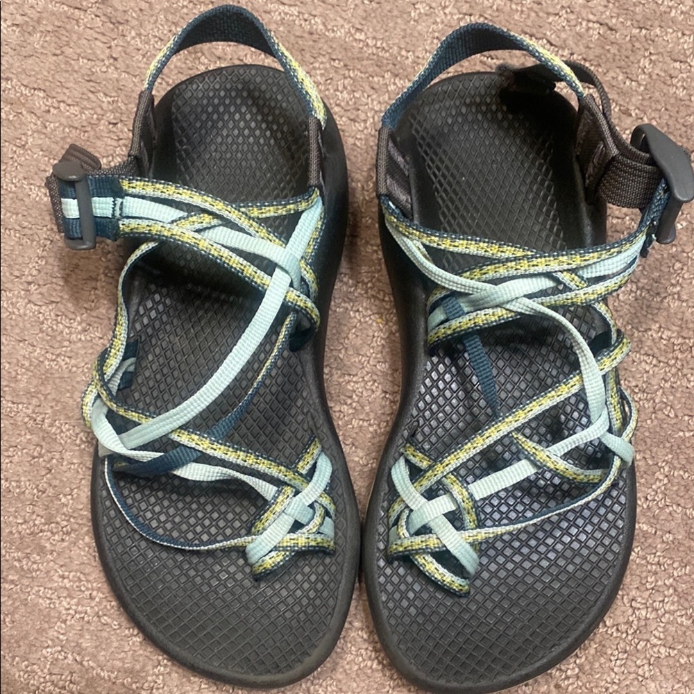 Chacos Vibram Hiking Multi-Colored Strappy Size 6 Wide Sandals Summer Gorpcore